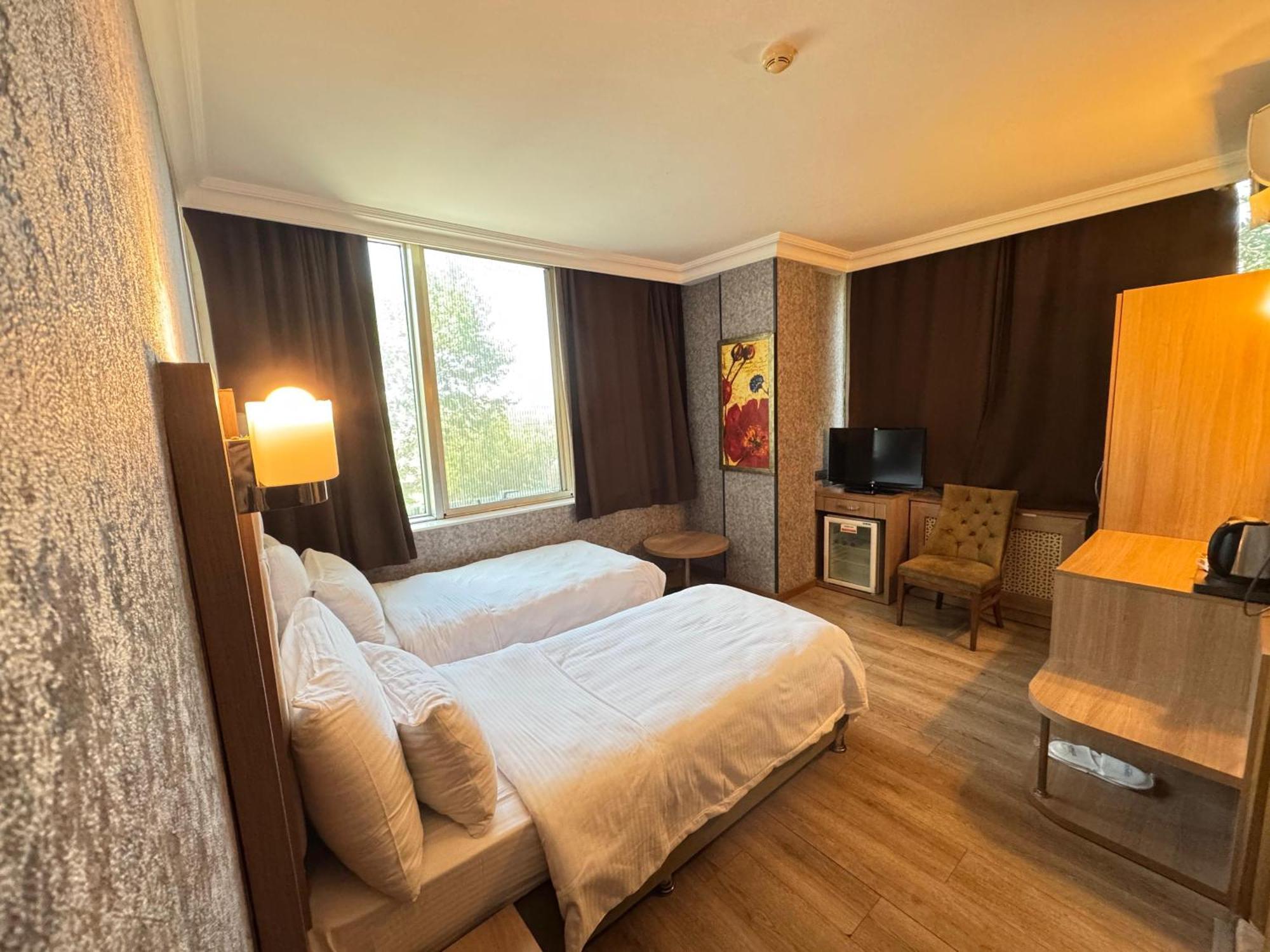Lounge Hotel Istambul Extérieur photo
